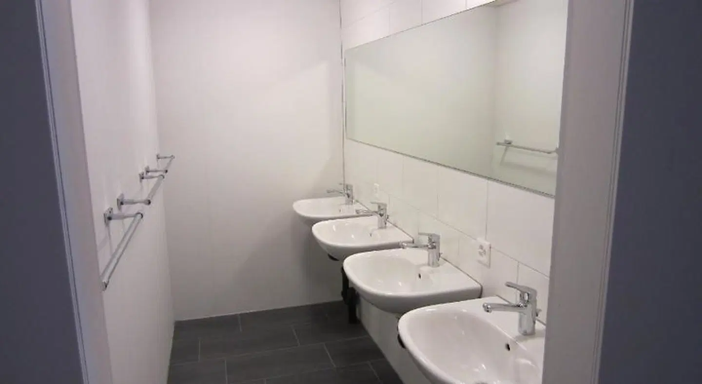 Mountain Lodge Backpackercamp Badezimmer