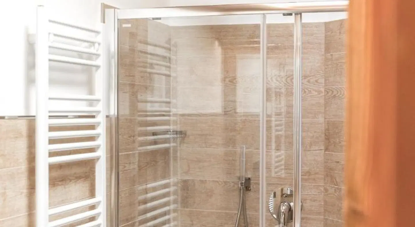 Garnì Maso San Michele Badezimmer