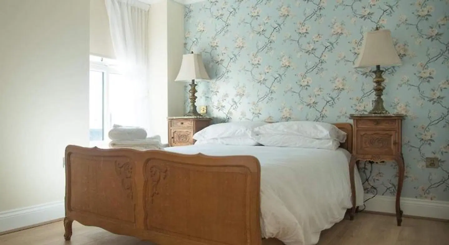 The Royal ROOM_EXAMPLE