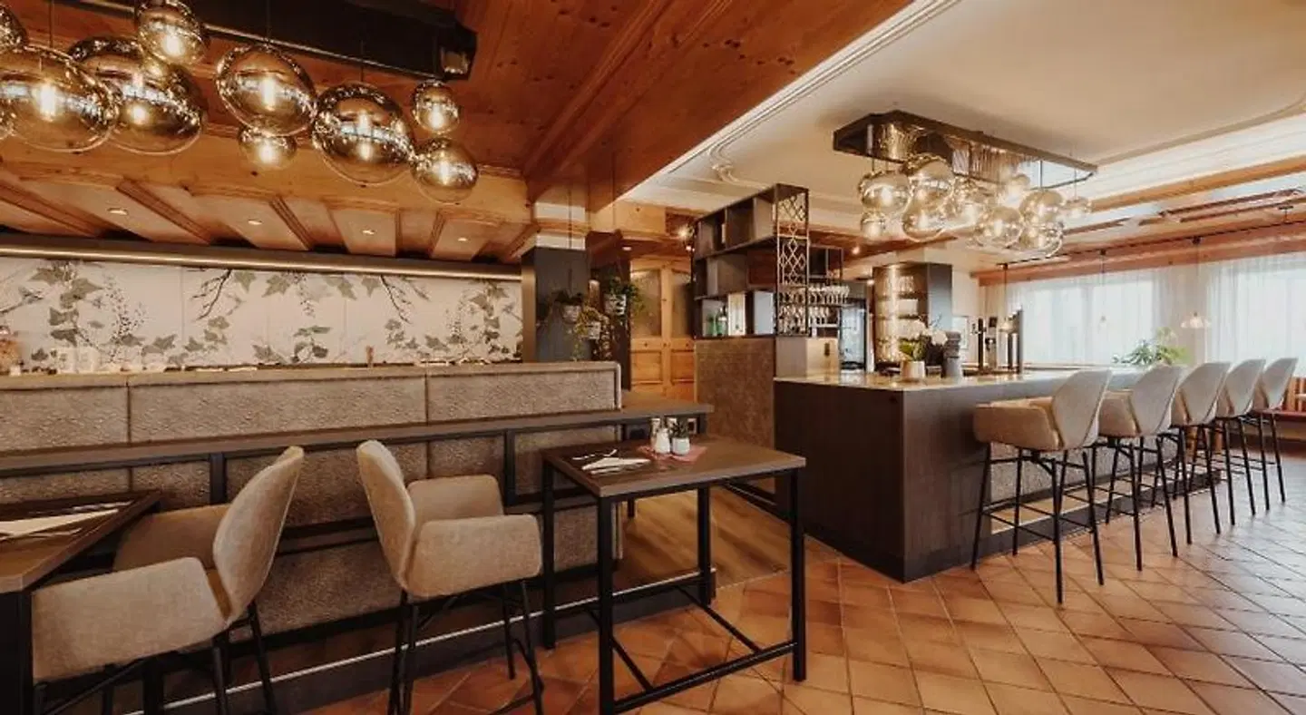 Irmgard Bar