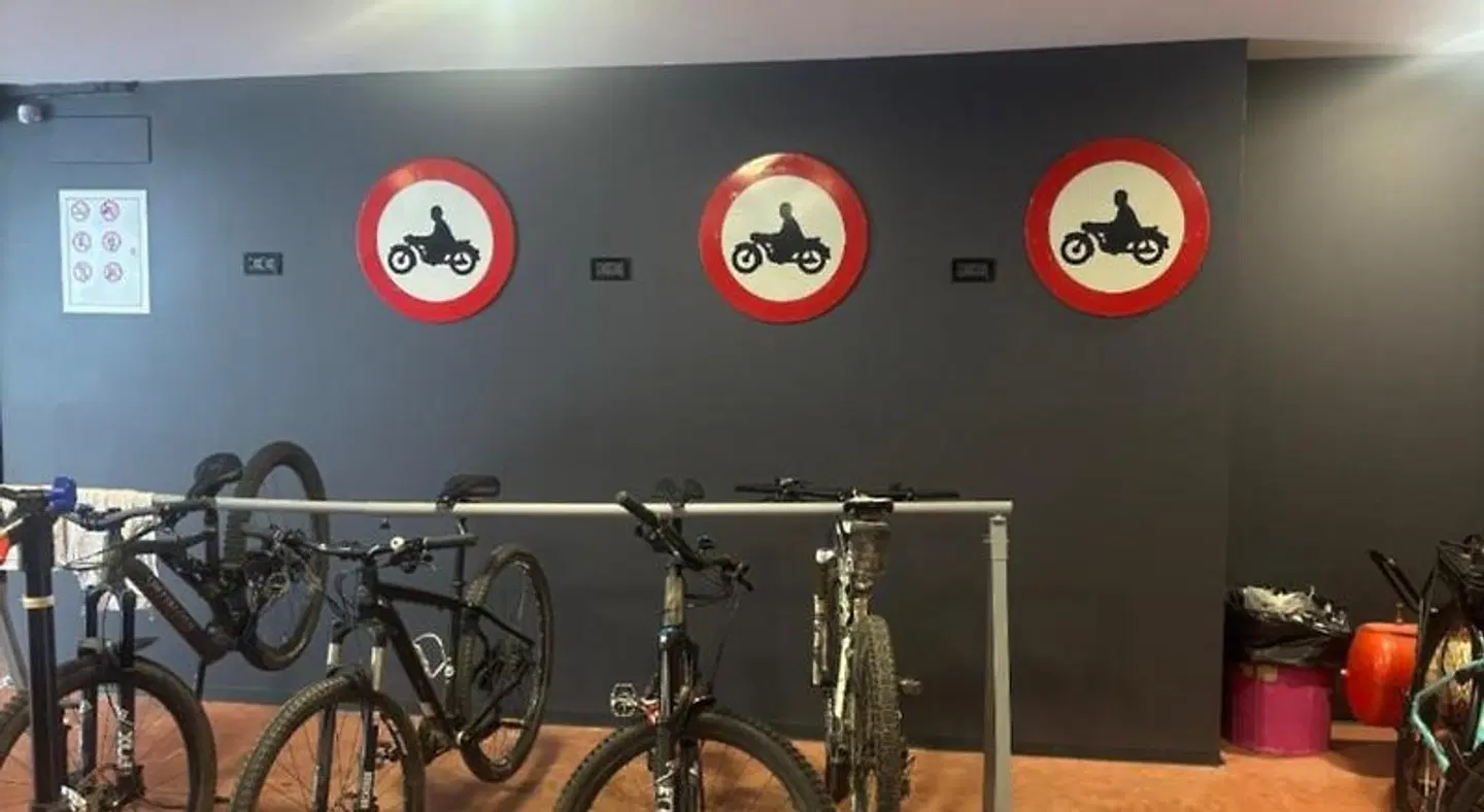 Andreas SPORTS_AND_LEISURE