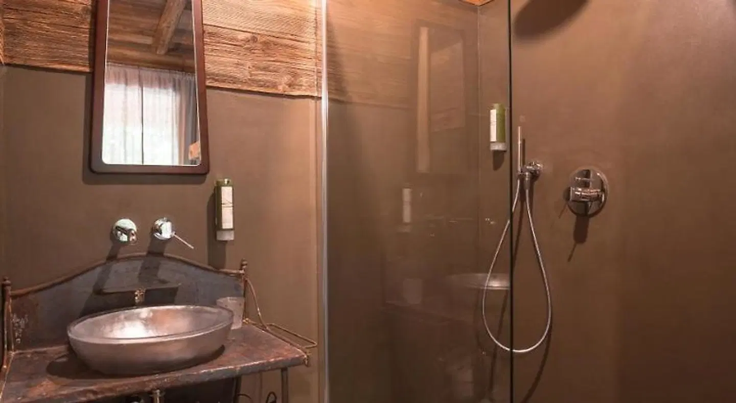 LMC Guesthouse Badezimmer