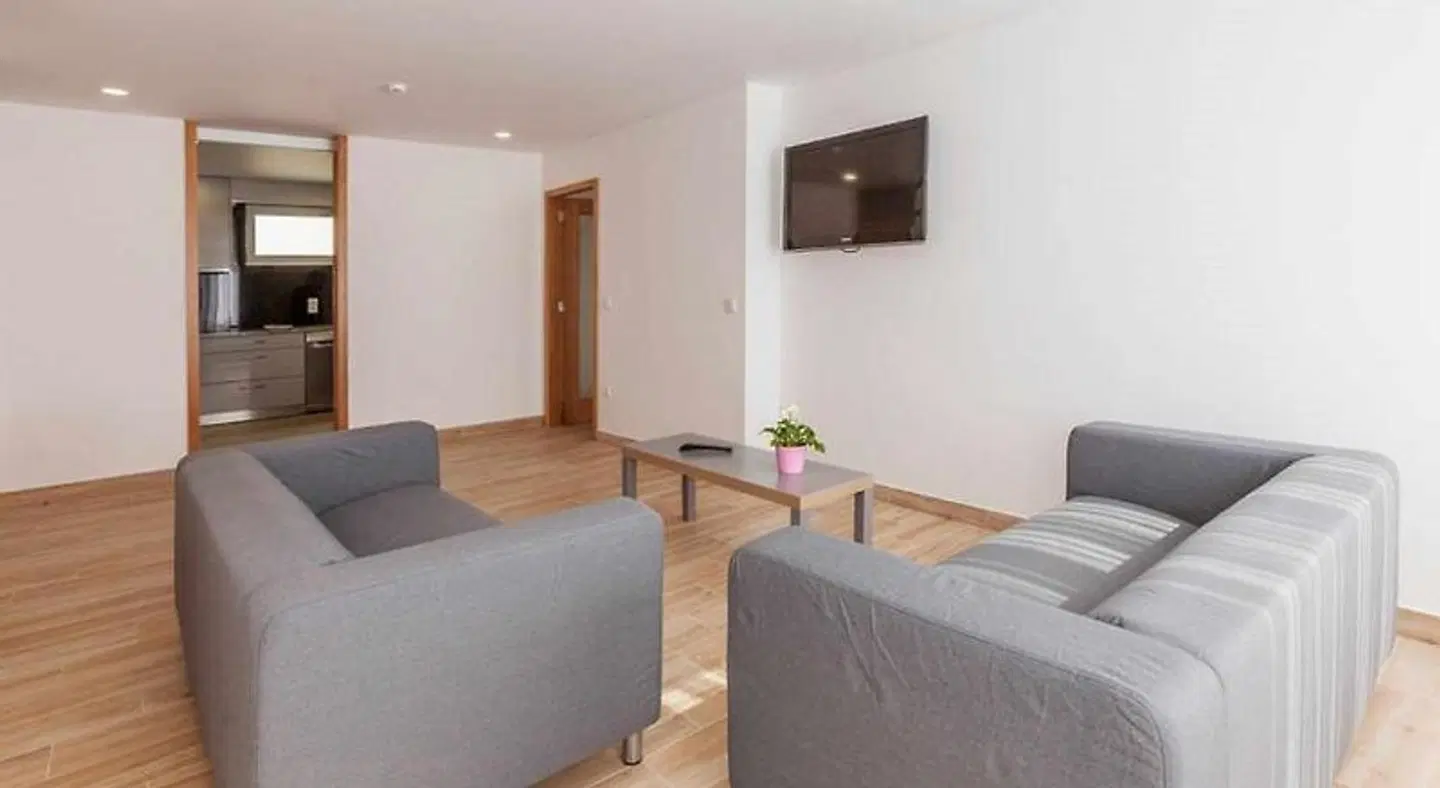 Central Suites ROOM_EXAMPLE
