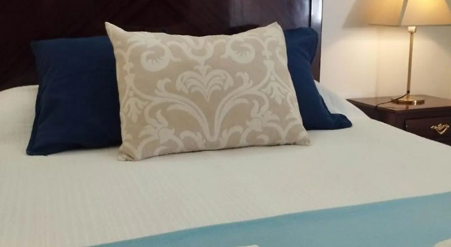 Blue Castle House ROOM_EXAMPLE