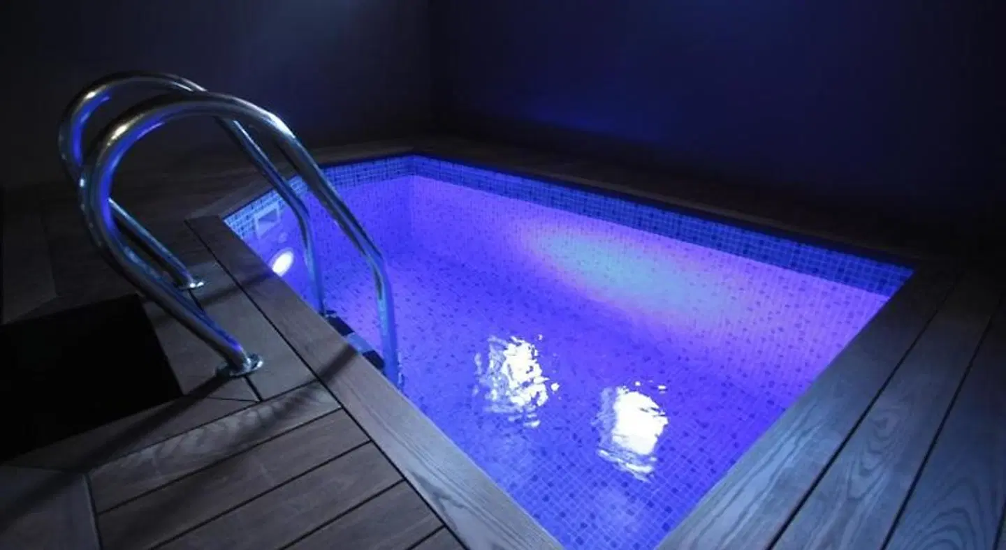 J'kaba s'ta OUTDOOR_POOL