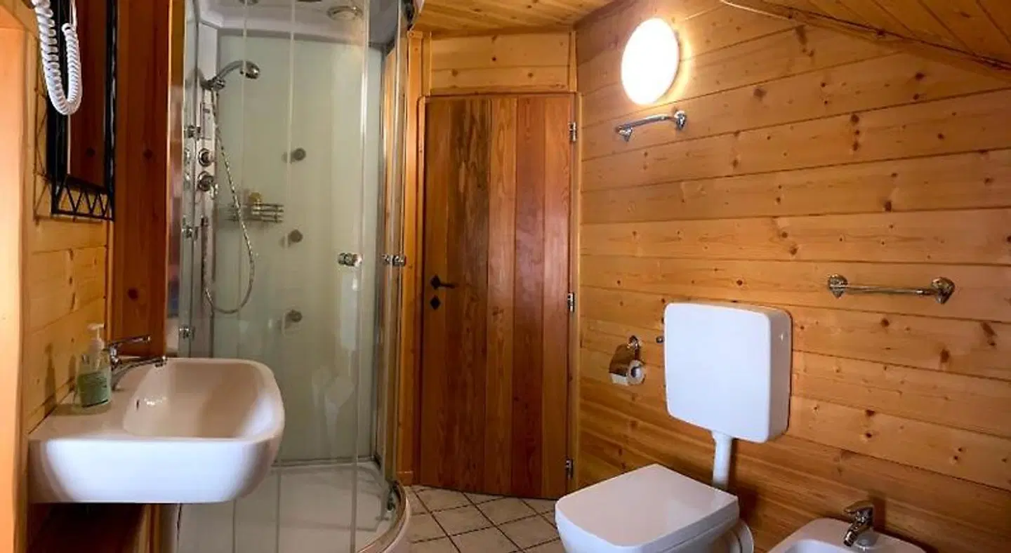 Chalet del Lago Badezimmer