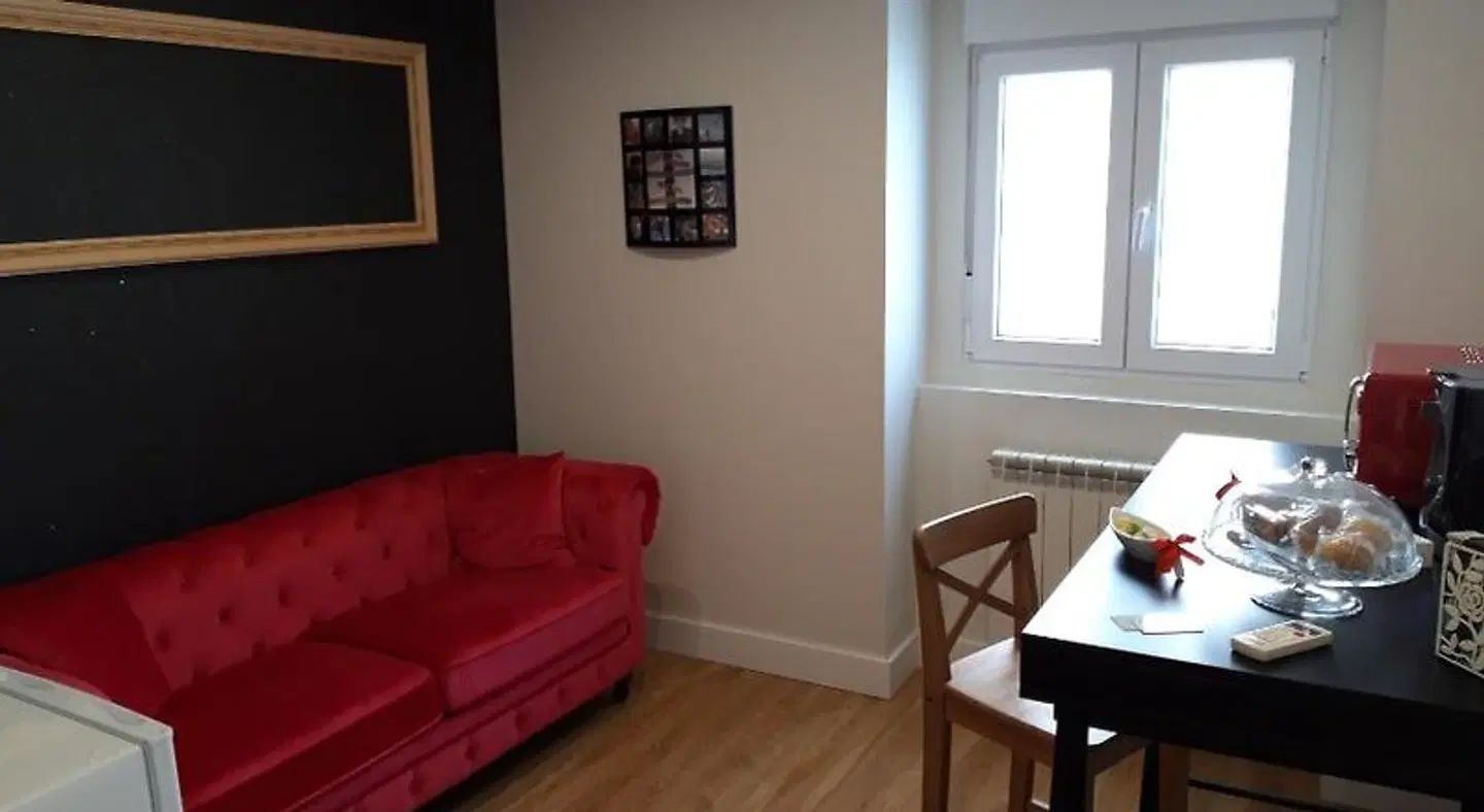 H.Albar Mieres ROOM_EXAMPLE