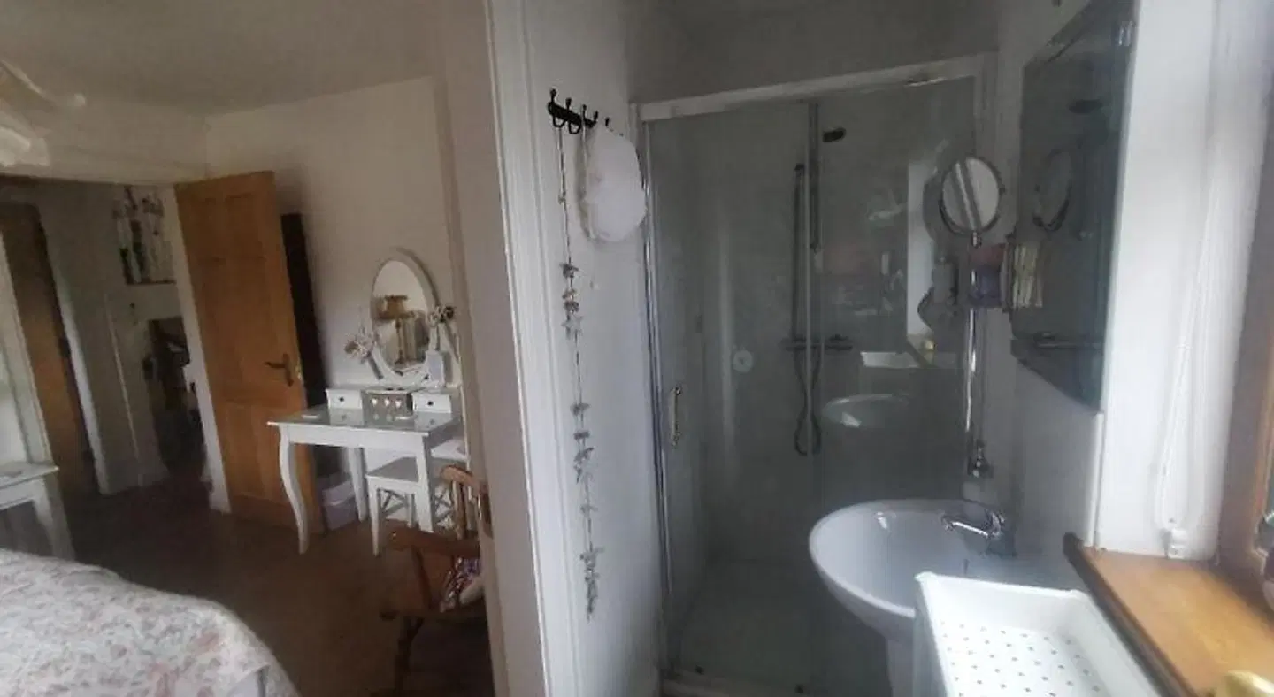 Cherrytree House B&B Badezimmer