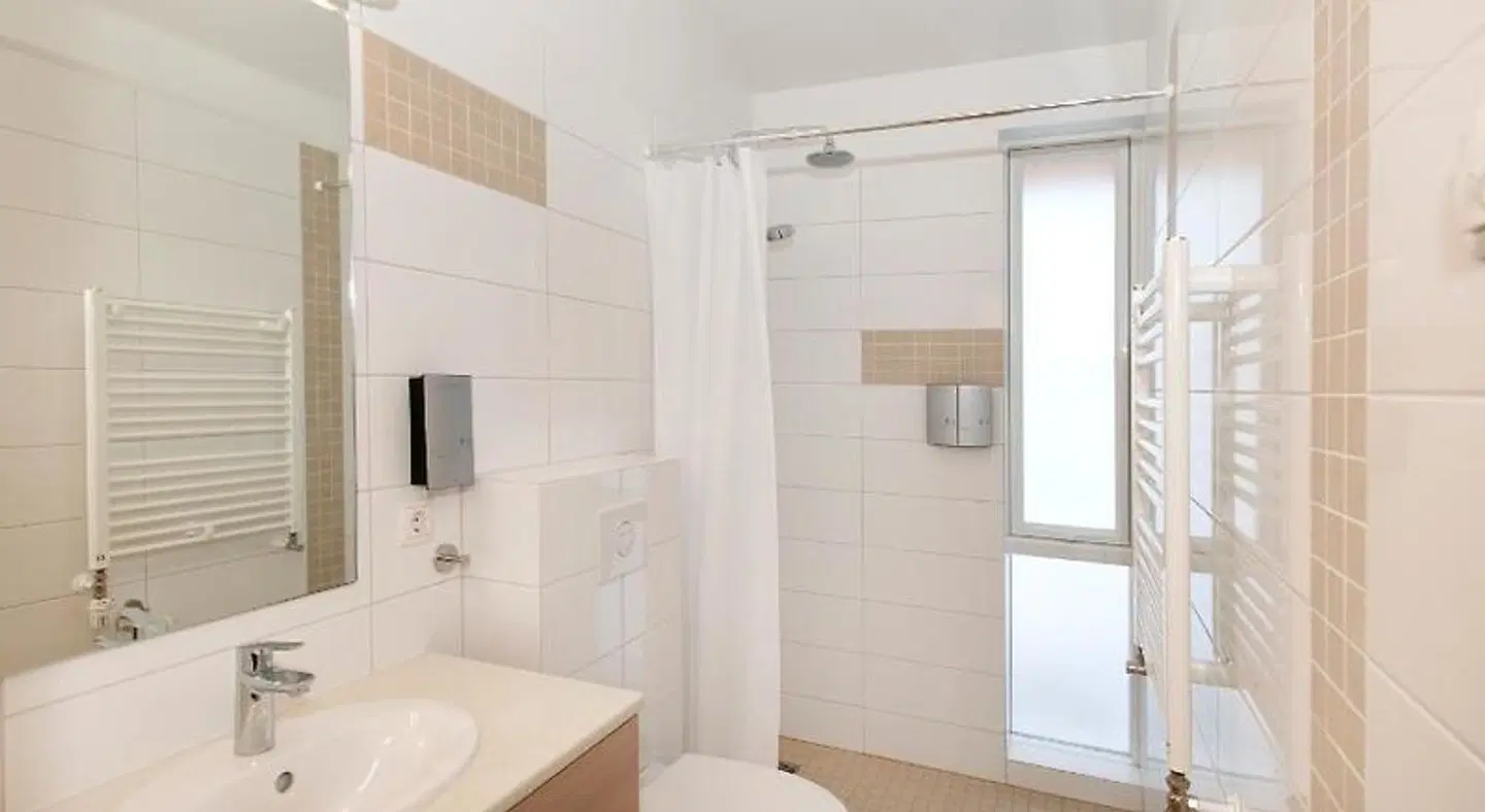 Hótel Eldhestar Badezimmer