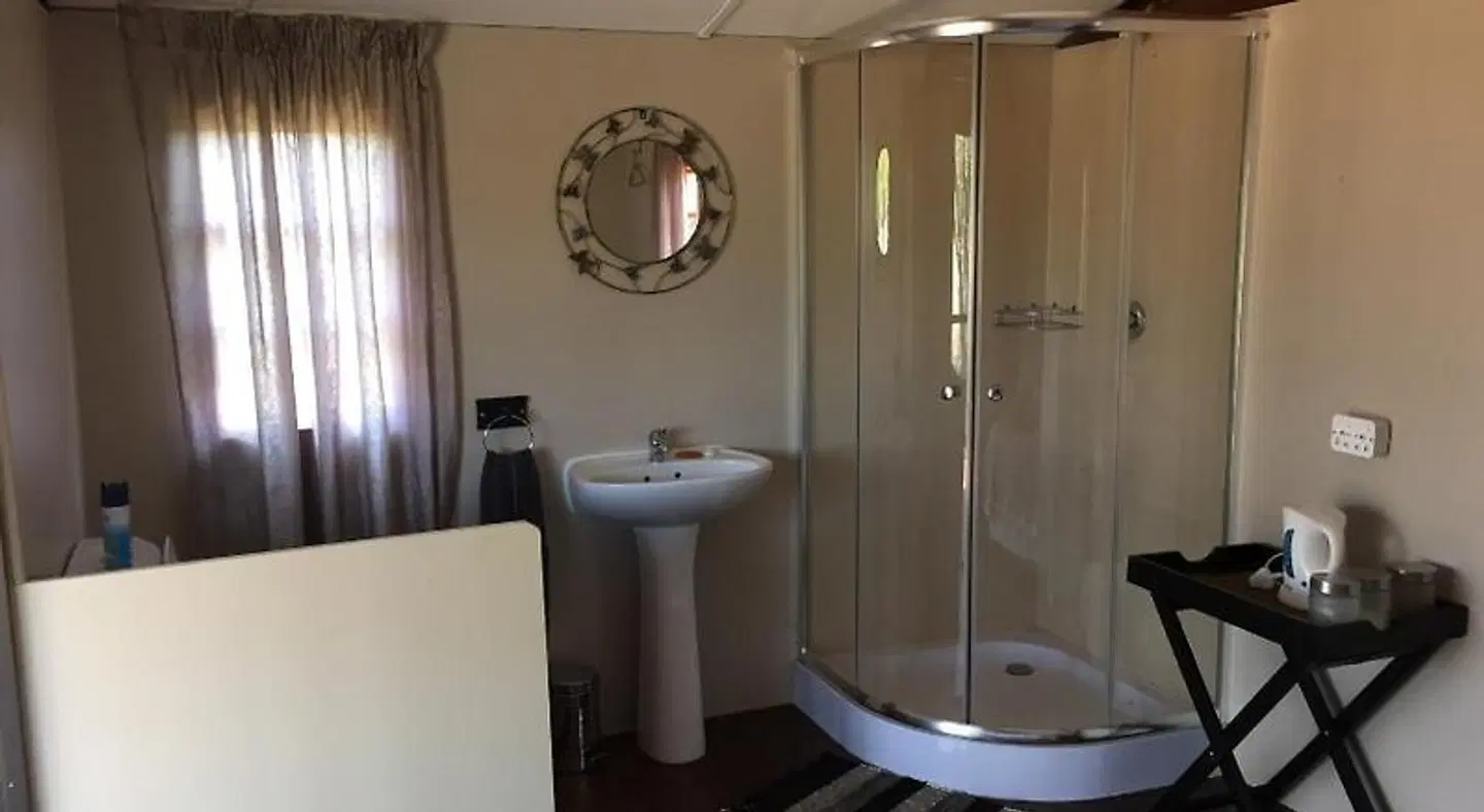 Klein Paradys Lodge - Polokwane Badezimmer