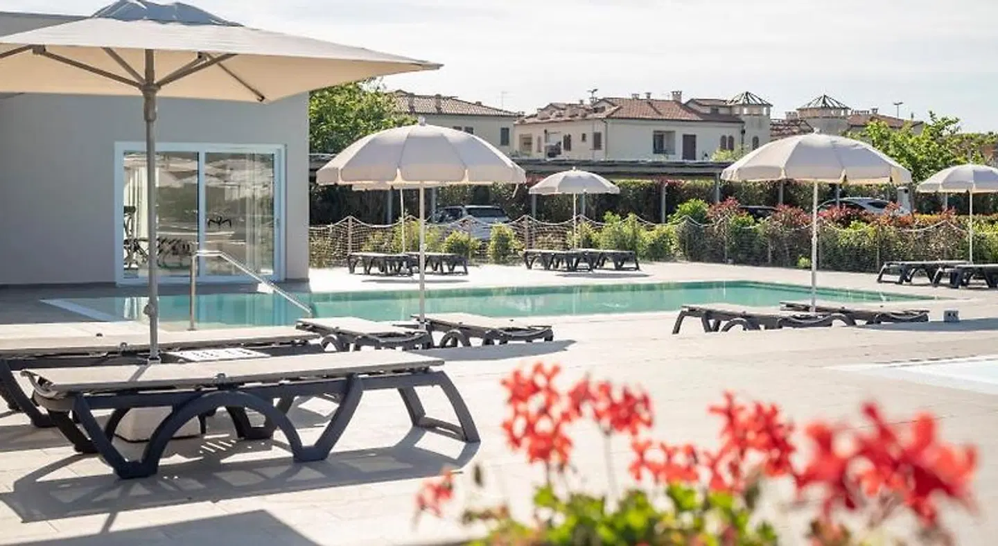 Vada Village OUTDOOR_POOL