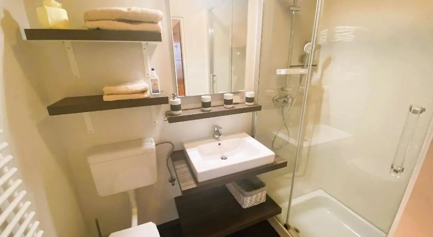 Strassbauer Badezimmer