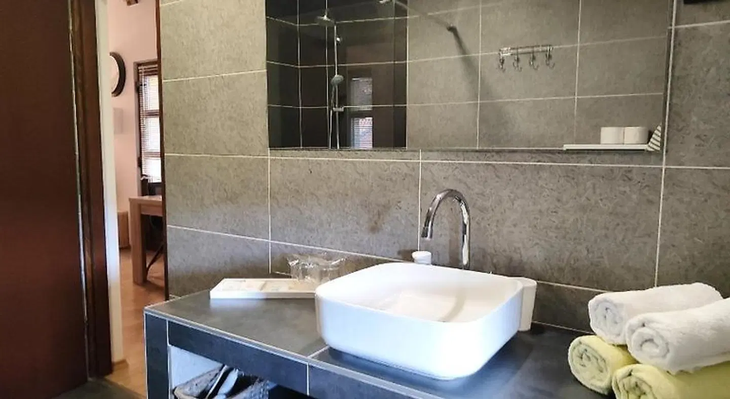 Ruhige Lage Badezimmer