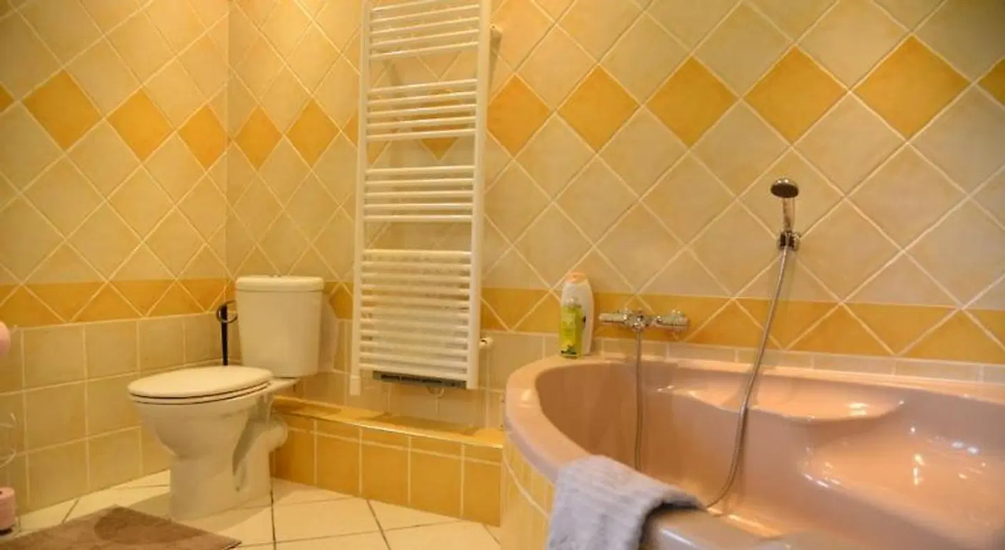 Au Grand Bonheur HEALTH_BEAUTY