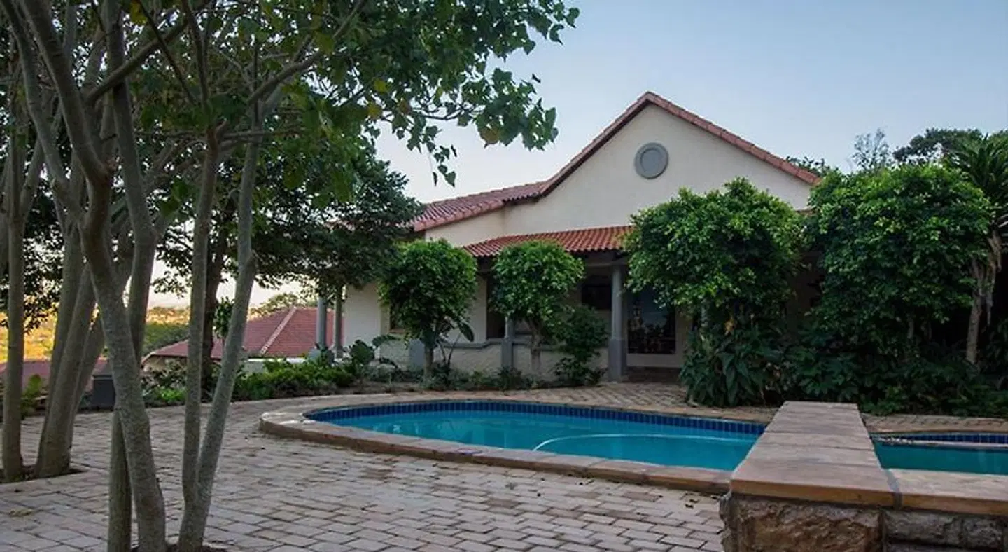 Stephan's Guest House EXTERIOR