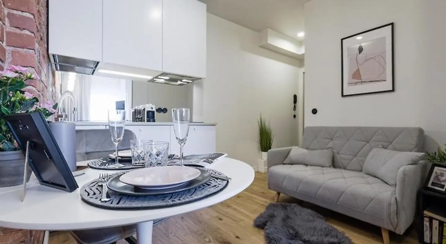 Bob W Avangard ROOM_EXAMPLE