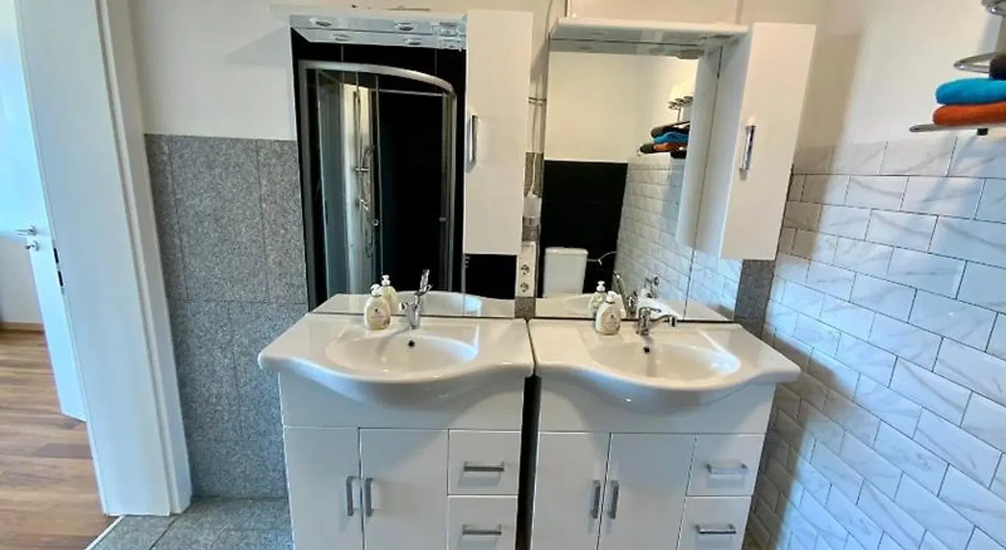 Geinberg-Suites Badezimmer