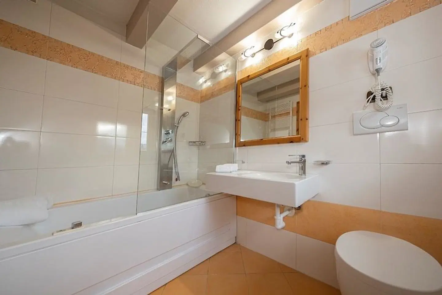Gran Chalet Soreghes Badezimmer