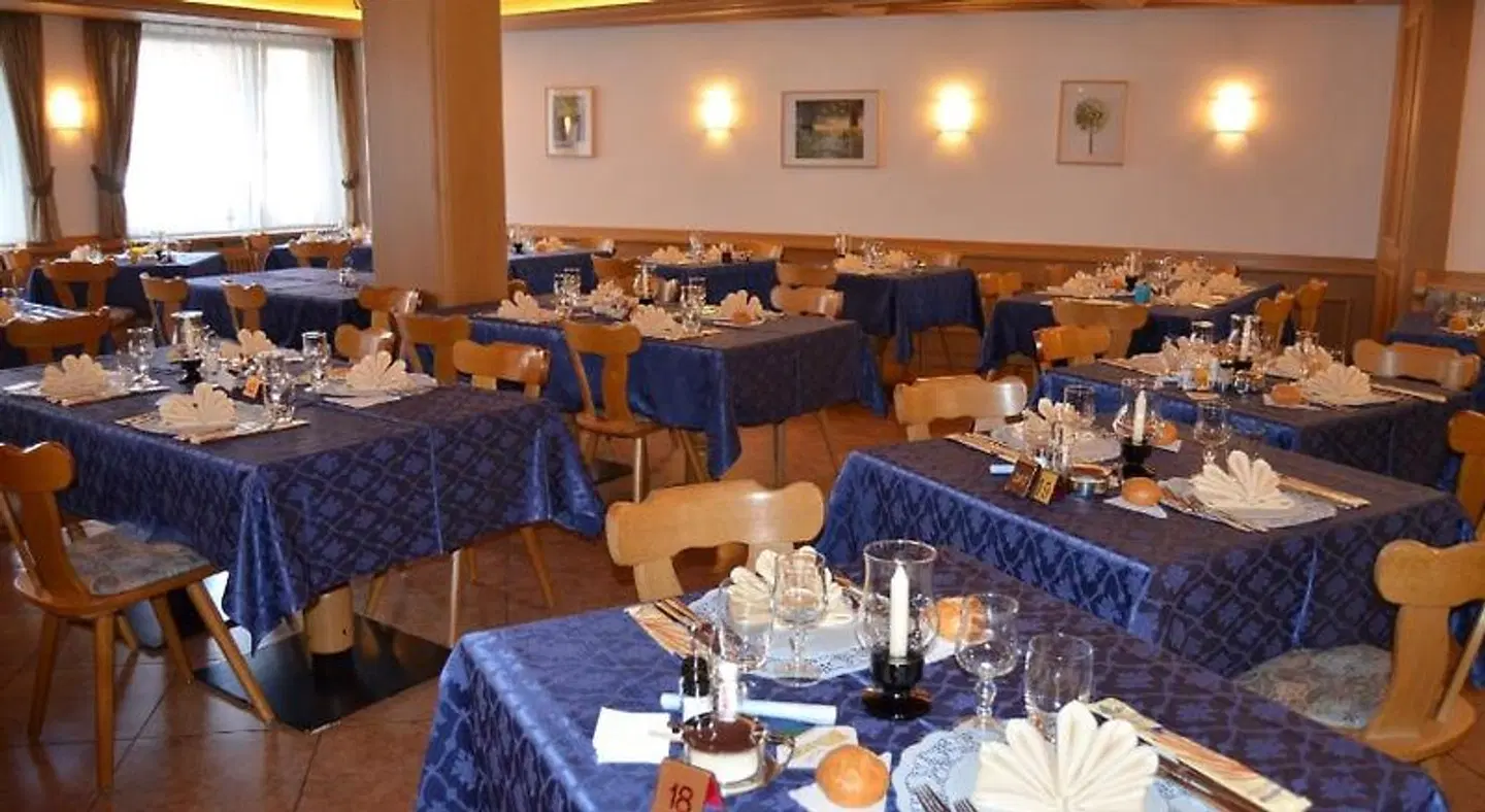 Ladina Restaurant