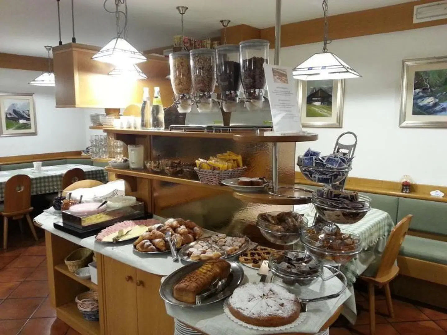 El Laresh Restaurant