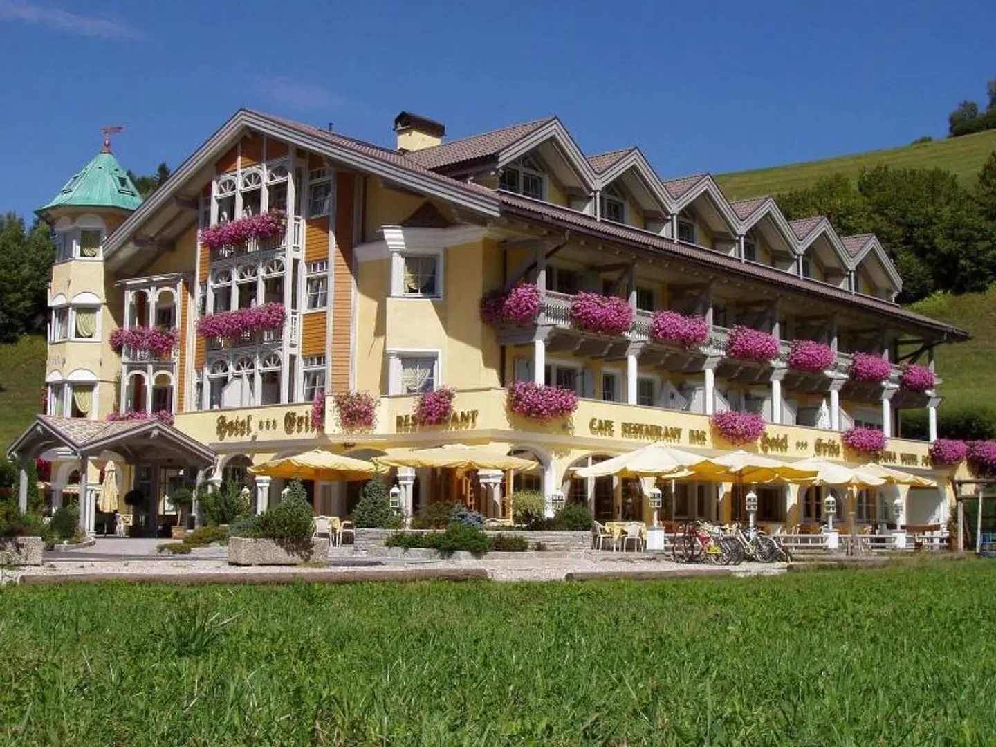 Hotel Erika EXTERIOR