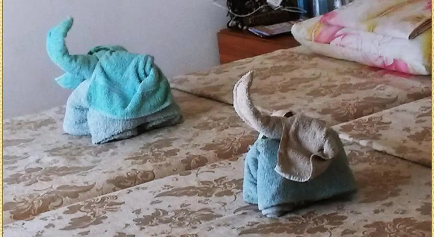 Apollo Studios ROOM_EXAMPLE