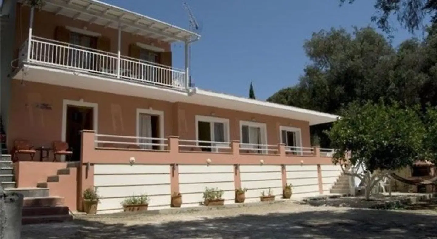 Paraskevi Apartments EXTERIOR