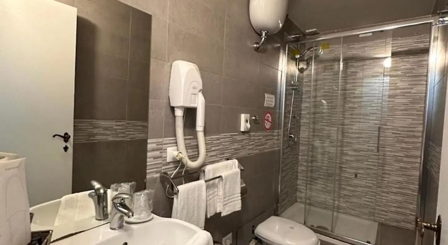 La Bella Napoli B&B Badezimmer