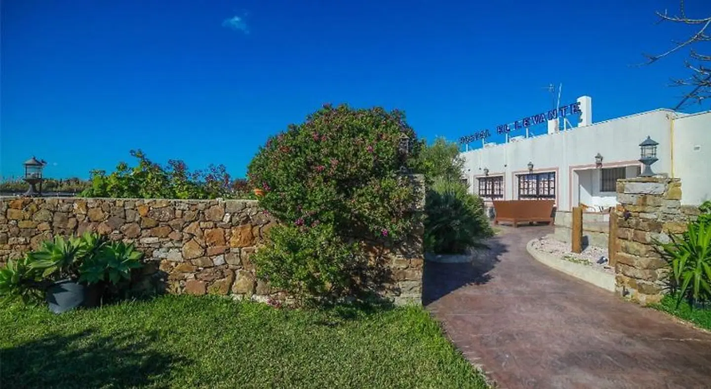 Hostal El Levante Garten