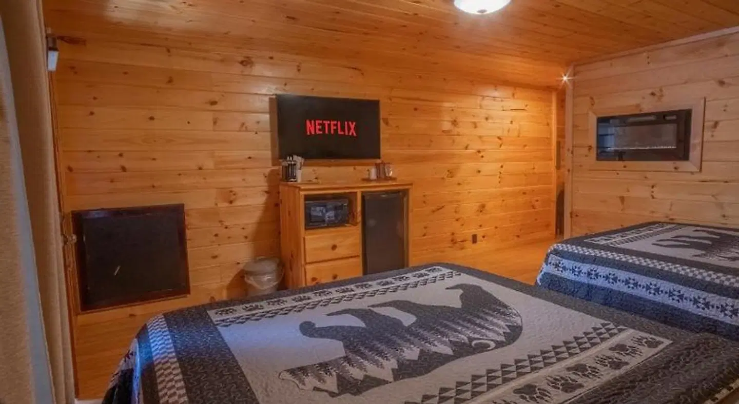 Marshall's Creek Rest Motel ROOM_EXAMPLE