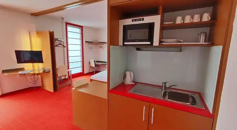 Orange Wings Wiener Neustadt – Hotelfoto