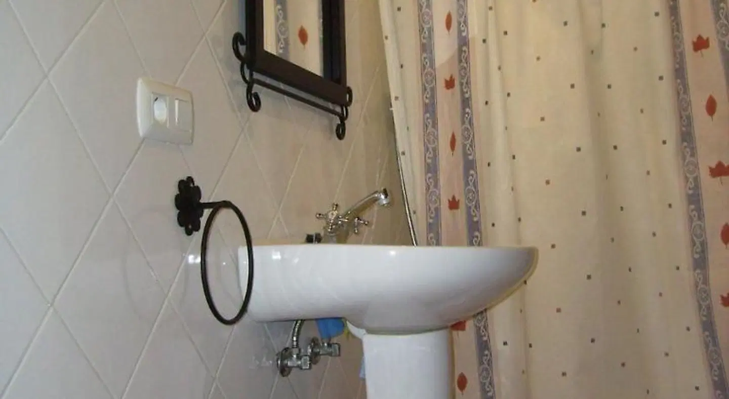 Casas Rurales Jardines del Visir Badezimmer
