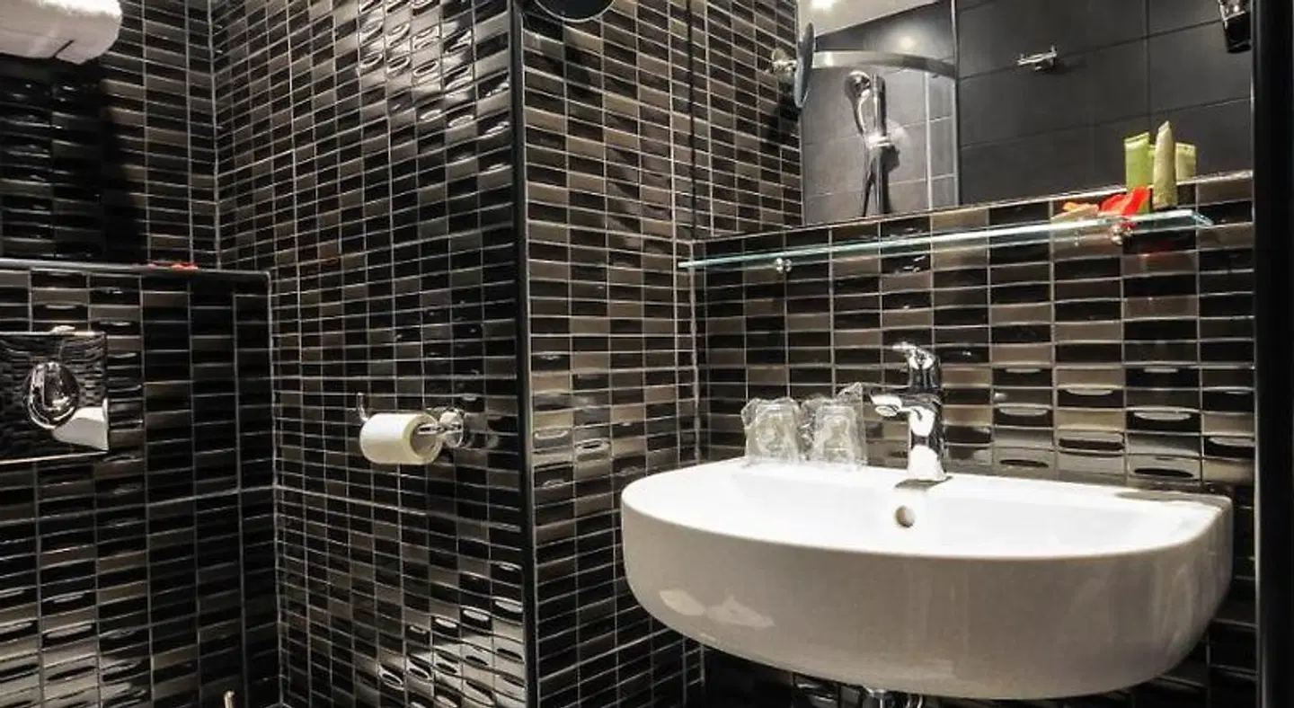 Nyx Hotel Badezimmer