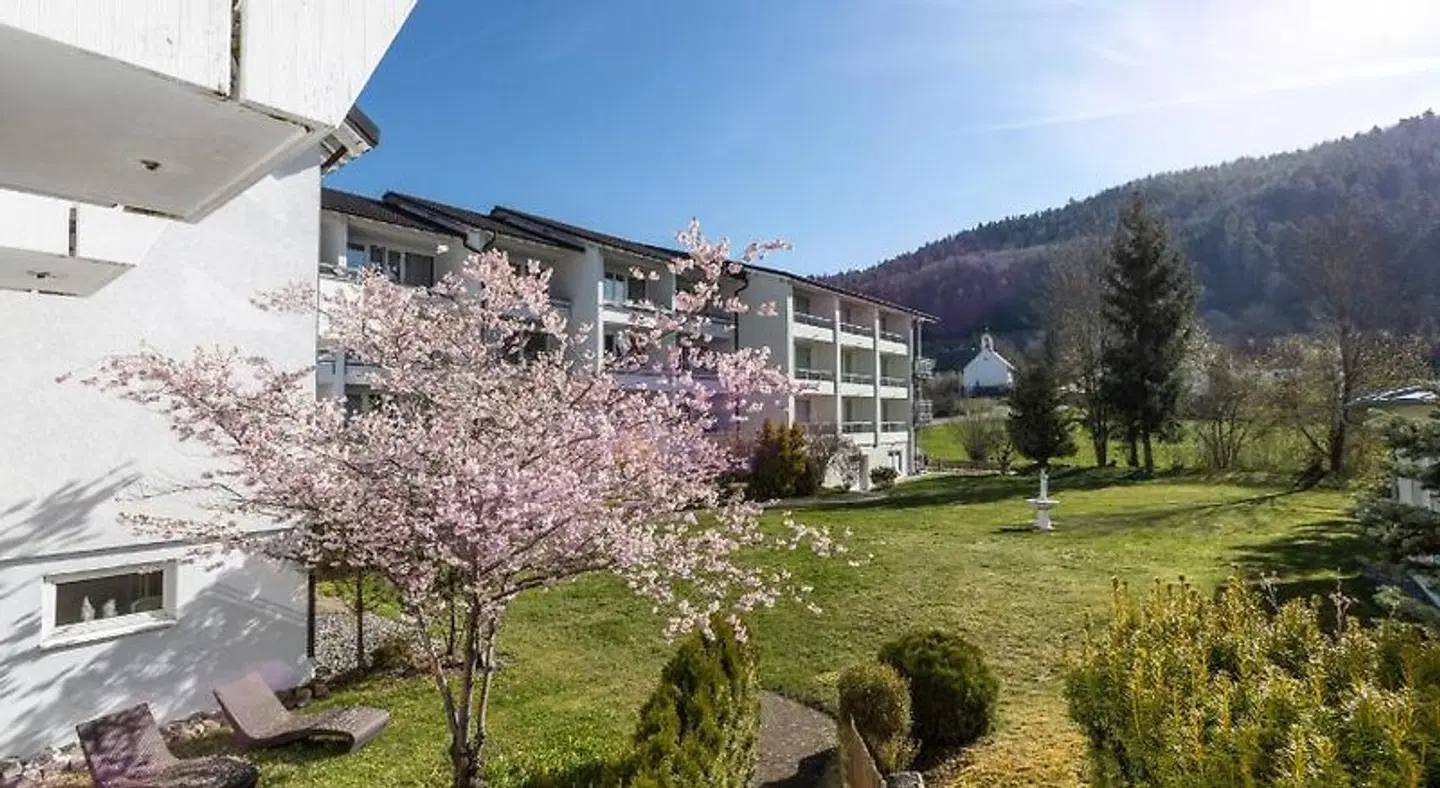 Traube EXTERIOR