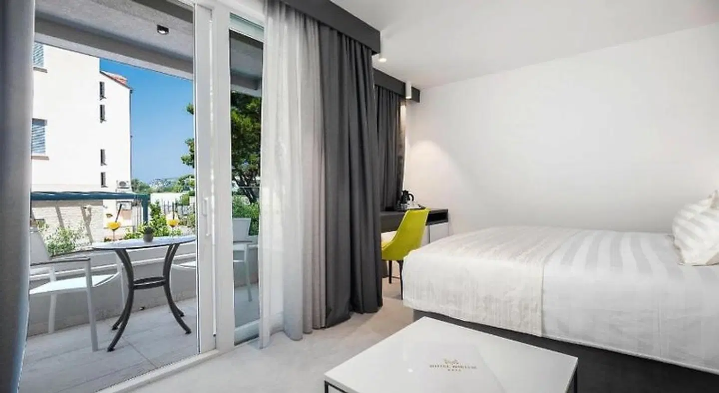 Hotel Mirjam ROOM_EXAMPLE