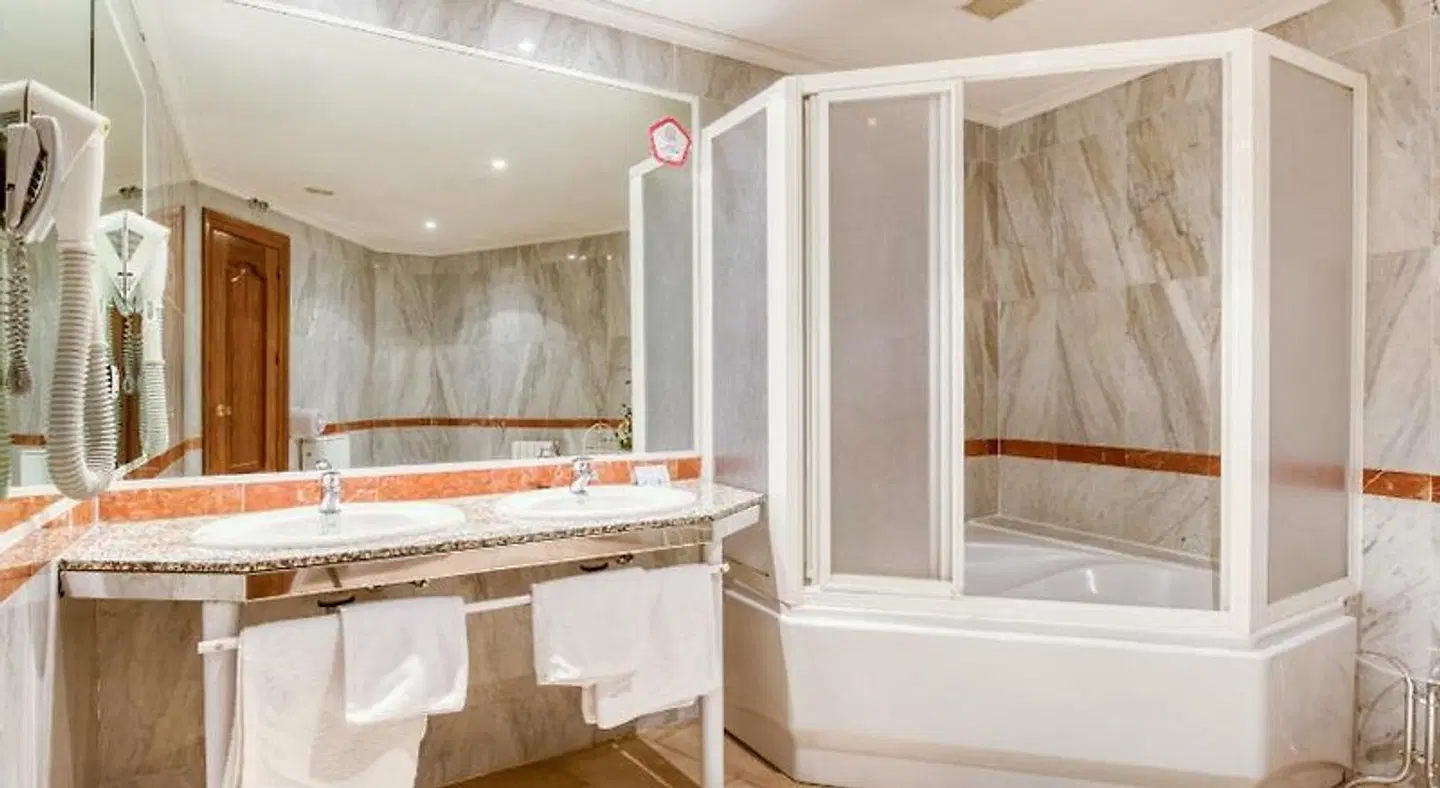 Emperatriz III Badezimmer