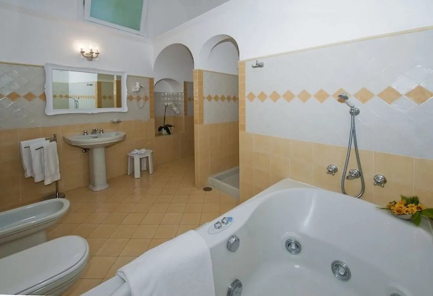 Villa Rosa HEALTH_BEAUTY