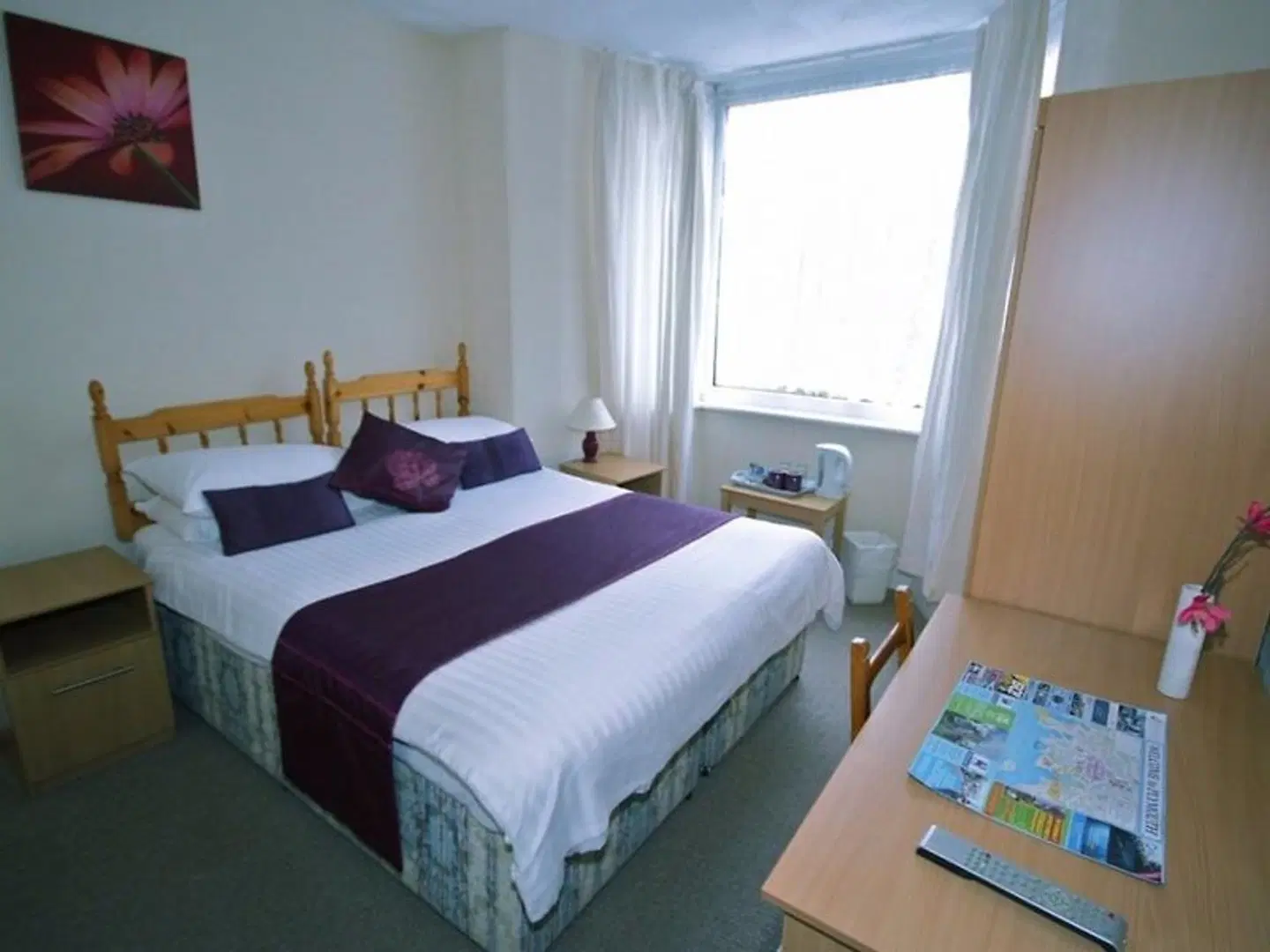 The Firs Bed and Breakfast ROOM_EXAMPLE
