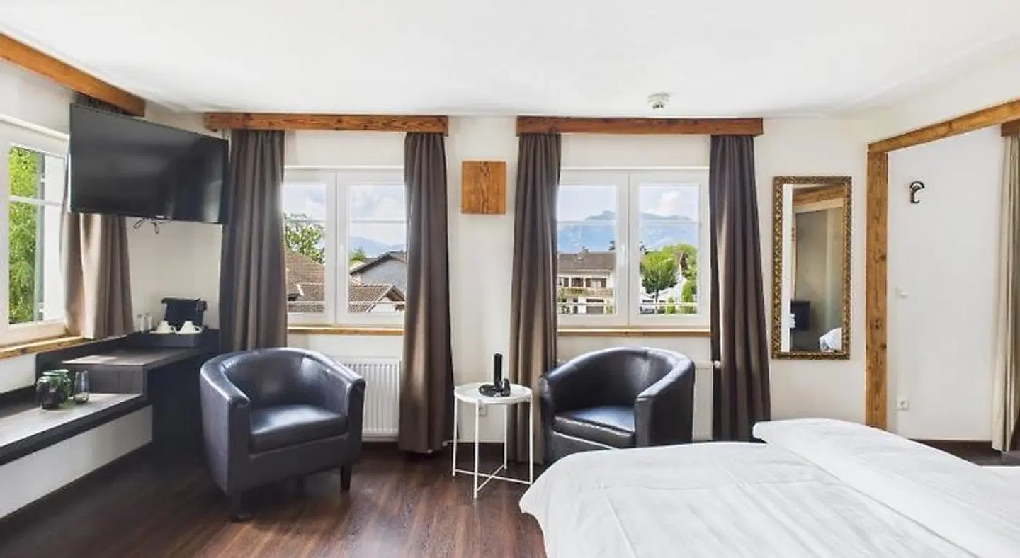 S'Matt ROOM_EXAMPLE