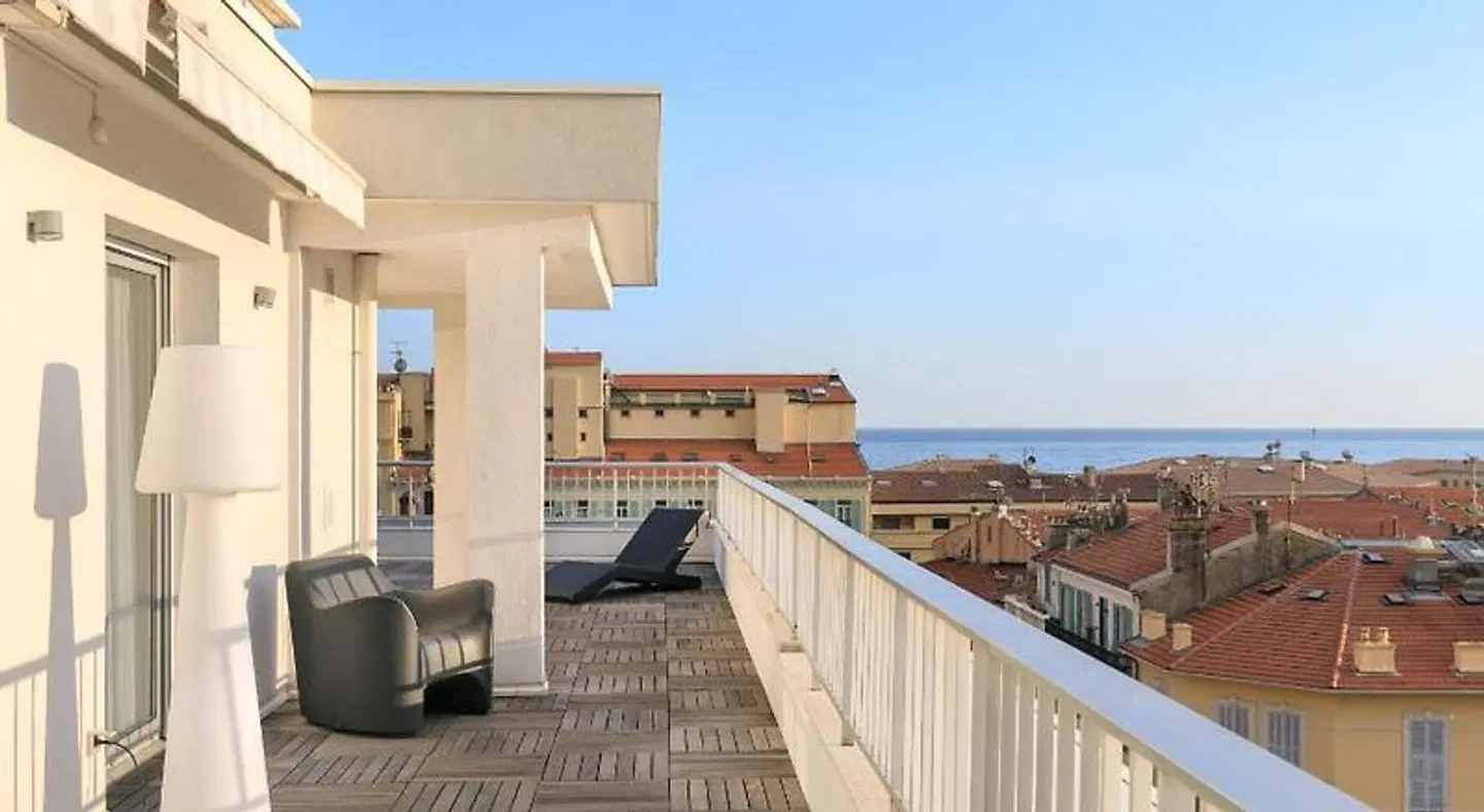 ibis Styles Menton Centre Terrasse