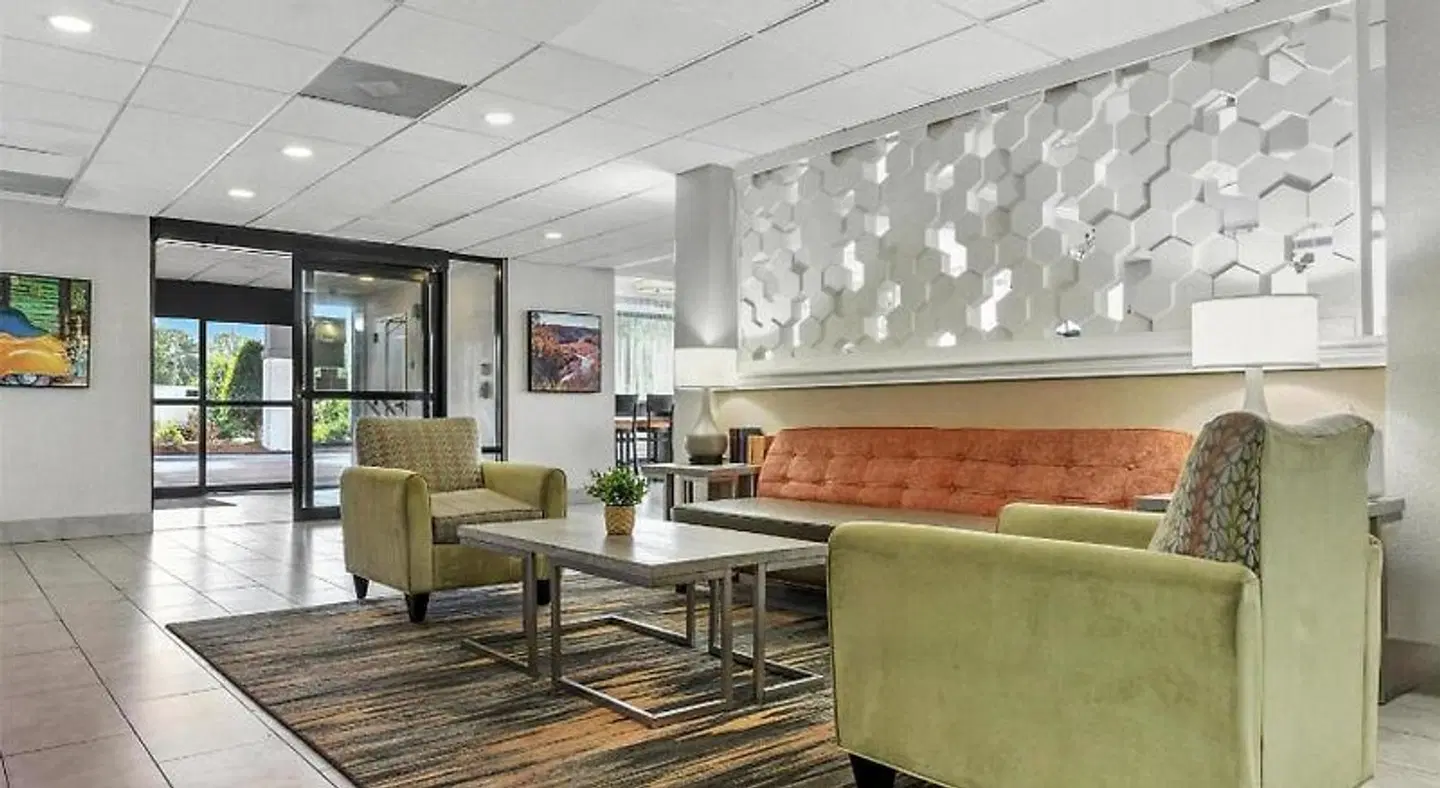 Best Western Southwest Little Rock LOUNGE_LOBBY