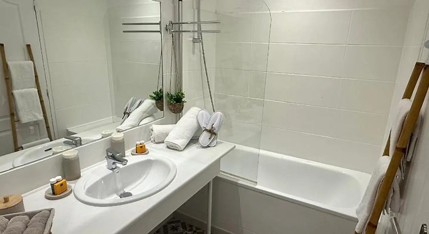 Hotel Villa Claudia Badezimmer