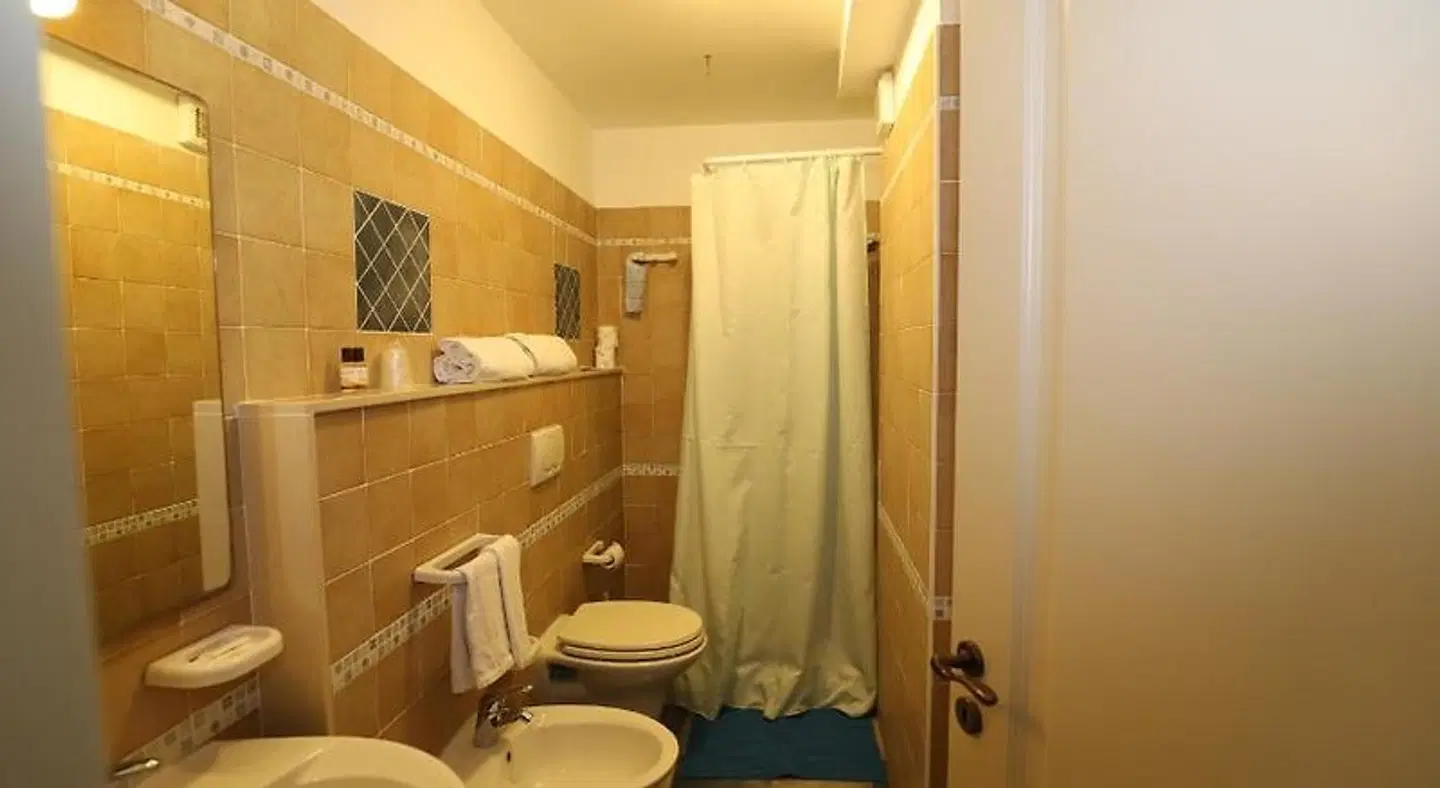 Hotel Celeste Badezimmer