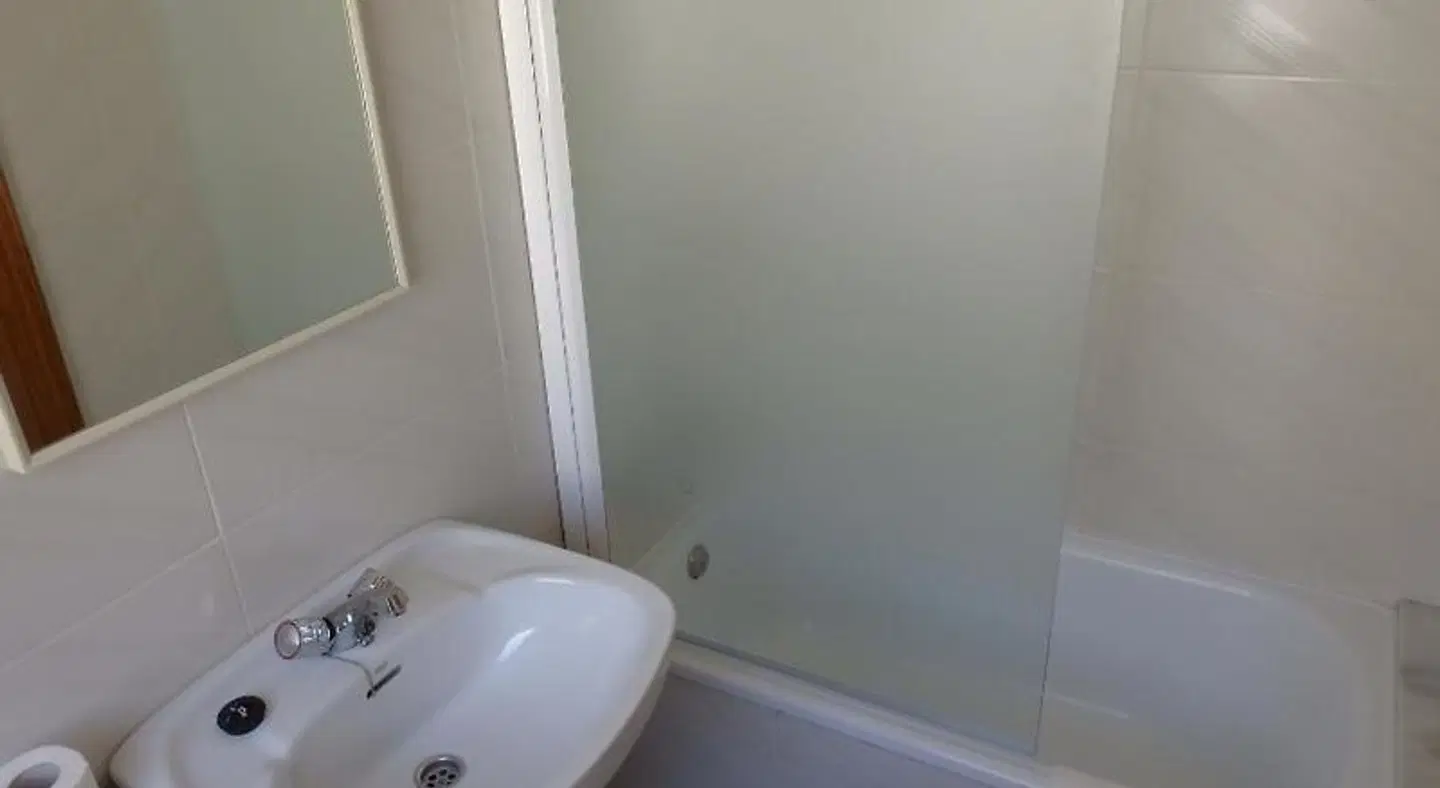 Hostal Noray i Rigau Badezimmer