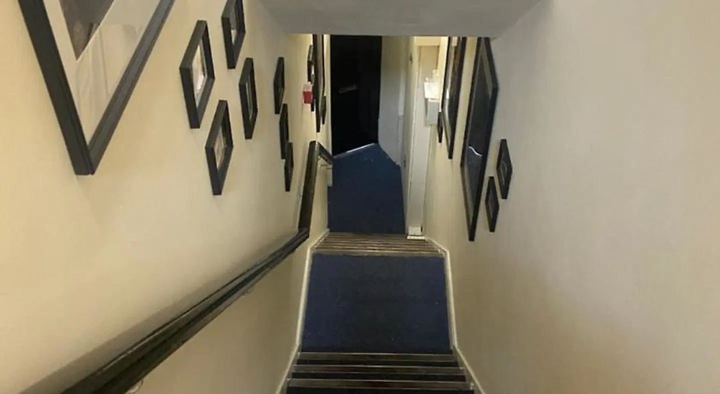 Molloy's Apartments HEALTH_BEAUTY