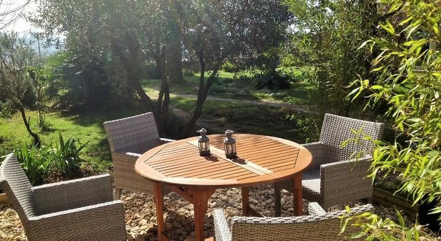 Le Mas de la Soie Terrasse