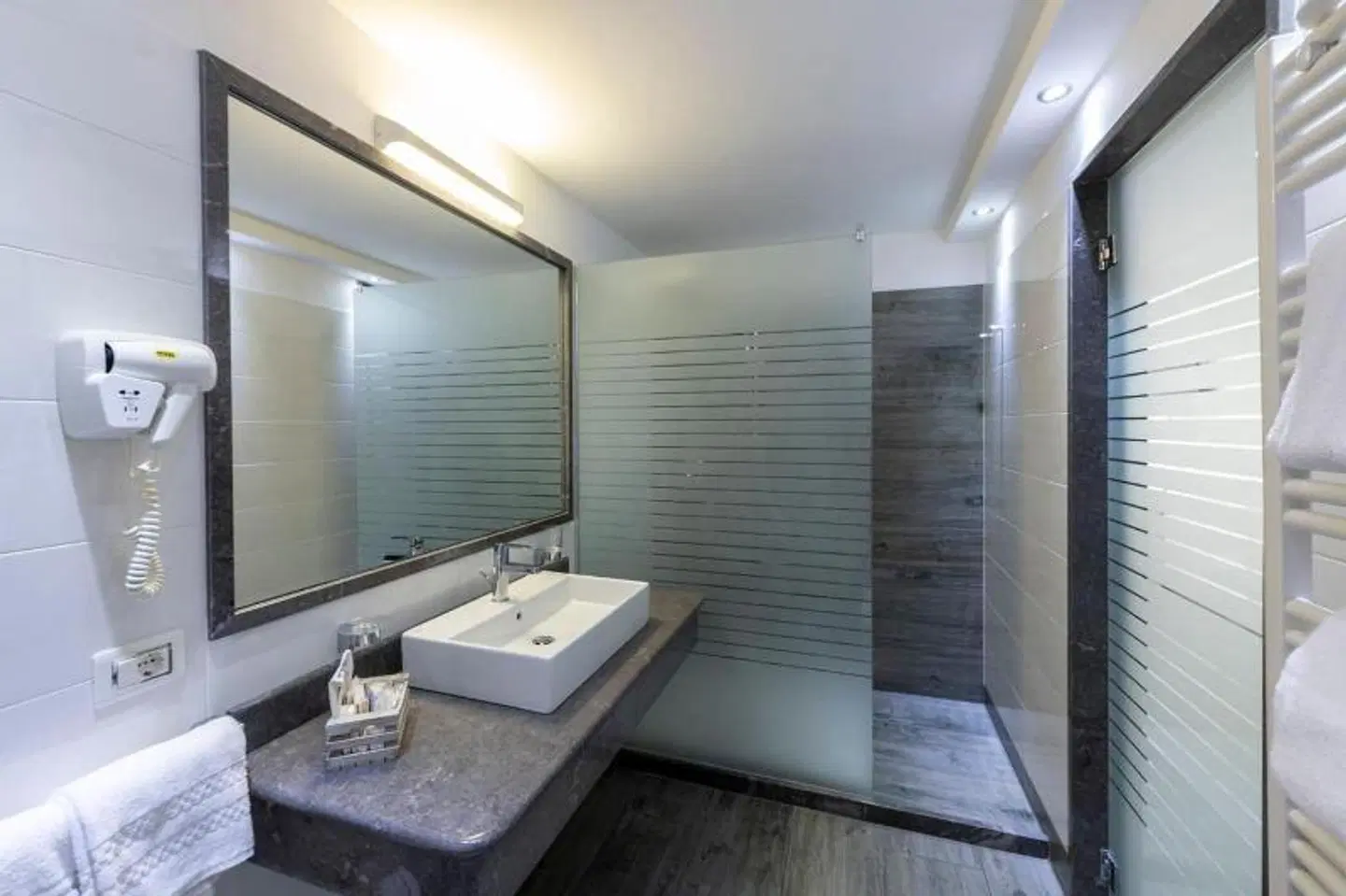 Garda Suite Hotel HEALTH_BEAUTY