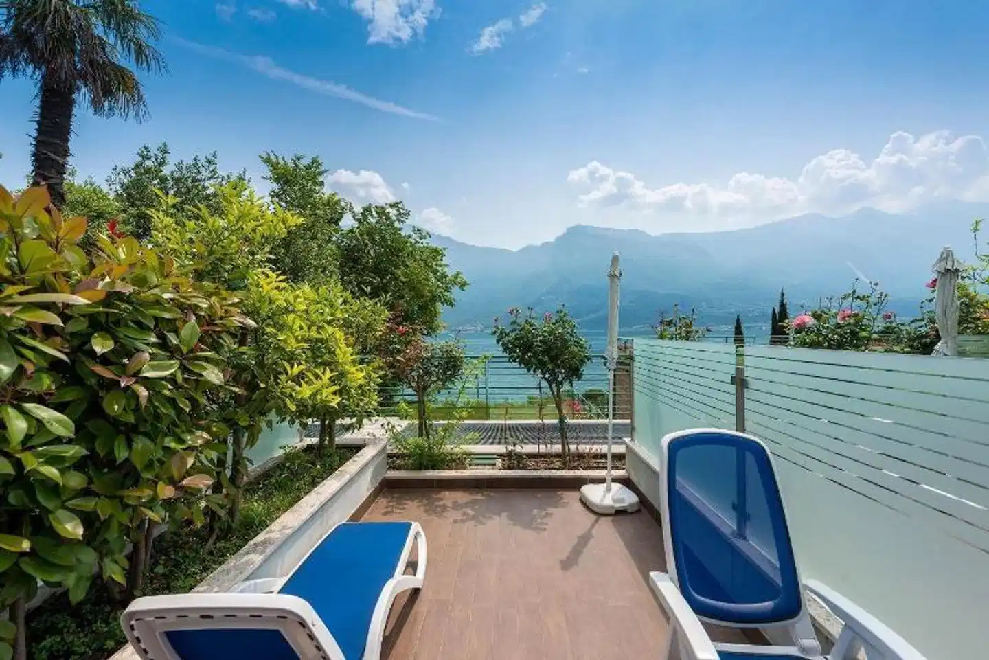 Garda Suite Hotel Pool