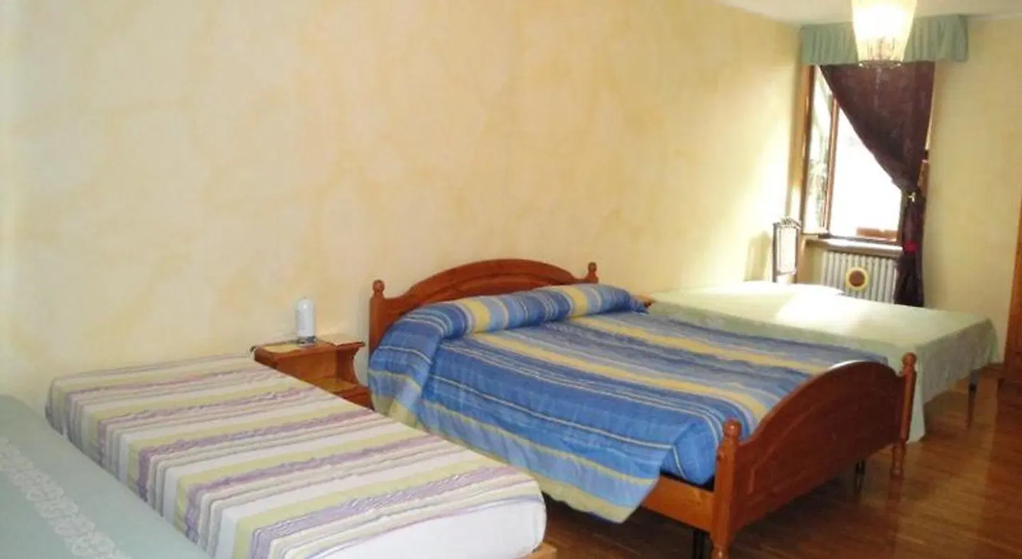 The Queen Tower ROOM_EXAMPLE