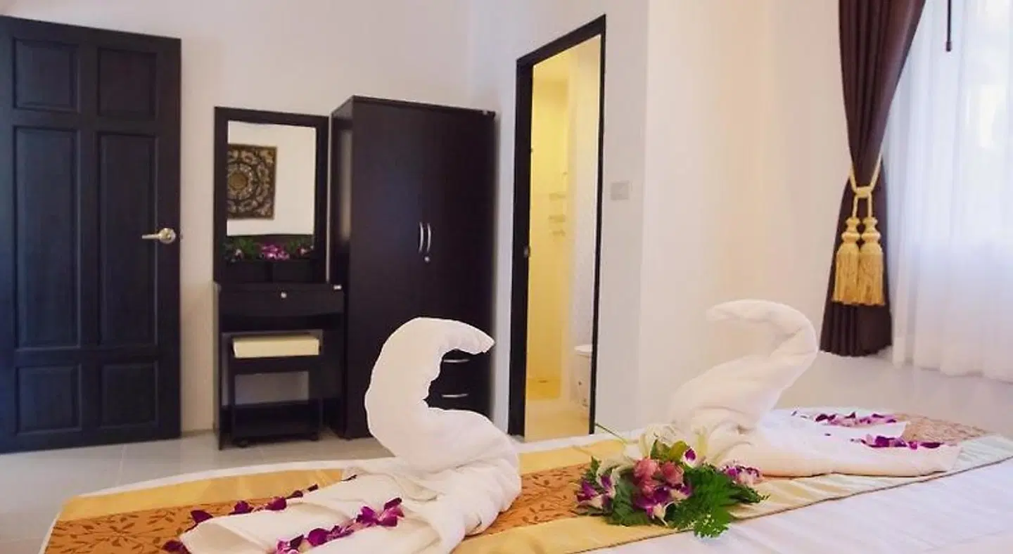 Lux Family Villas HEALTH_BEAUTY